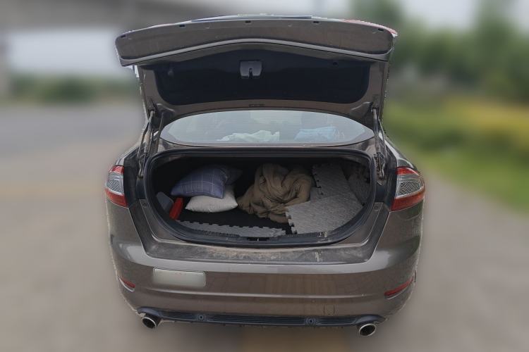 Used Ford Mondeo 2013 2.3L Luxury Model Trunk