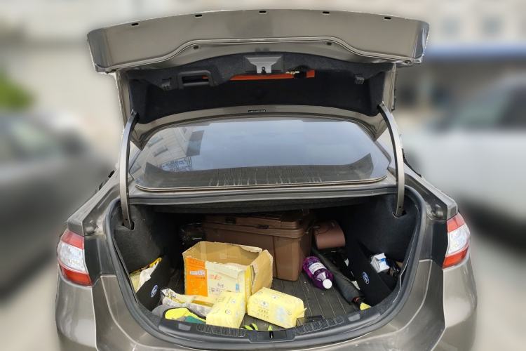 Used Ford Mondeo 2013 2.0L GTDi 200 Luxury Model Trunk