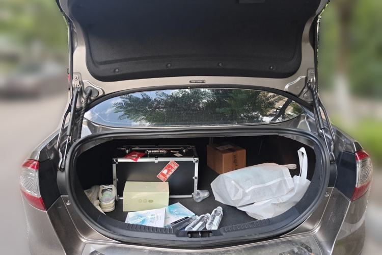 Used Ford Mondeo 2013 2.3L Fashion Edition Trunk