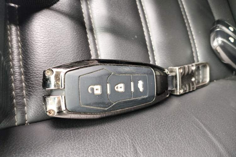 Used Ford Mondeo 2013 2.0L GTDi 200 Luxury Model Vehicle Key