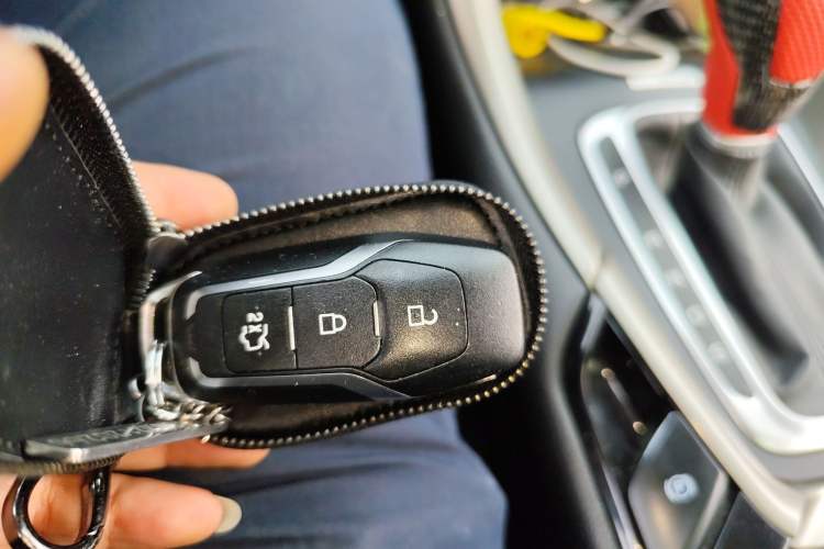 Used Ford Mondeo 2013 2.0L GTDi 200 Luxury Model Vehicle Key