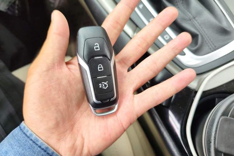 Used Ford Mondeo 2013 2.0L GTDi 200 Fashion Edition Vehicle Key