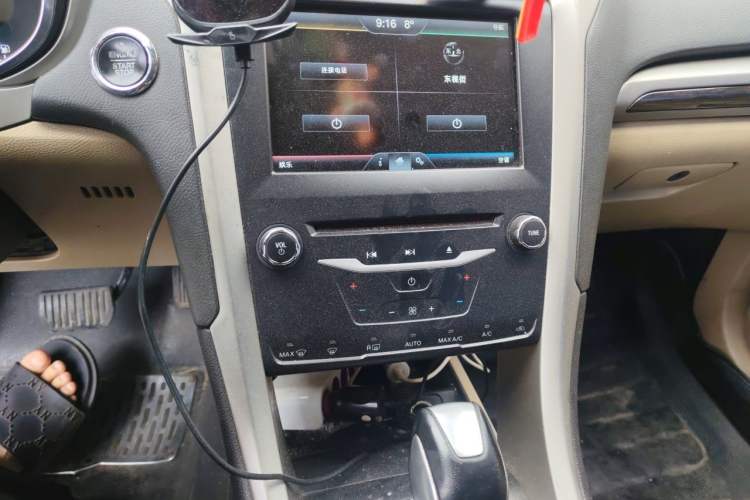 Used Ford Mondeo 2013 2.0L GTDi 200 Fashion Edition Audio And AC Panel