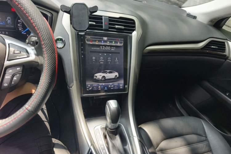 Used Ford Mondeo 2013 2.0L GTDi 200 Fashion Edition Audio And AC Panel