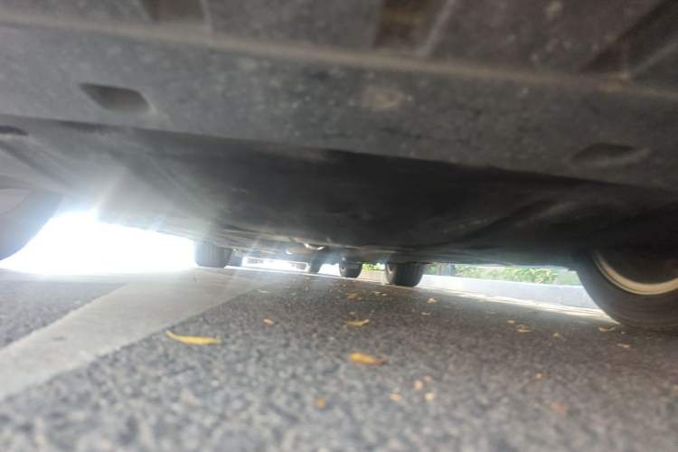 Used Ford Mondeo 2013 2.0L GTDi 200 Fashion Edition Chassis Front