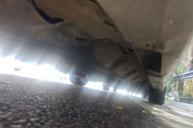 Used Ford Mondeo 2013 2.0L GTDi 200 Fashion Edition Chassis Front Left