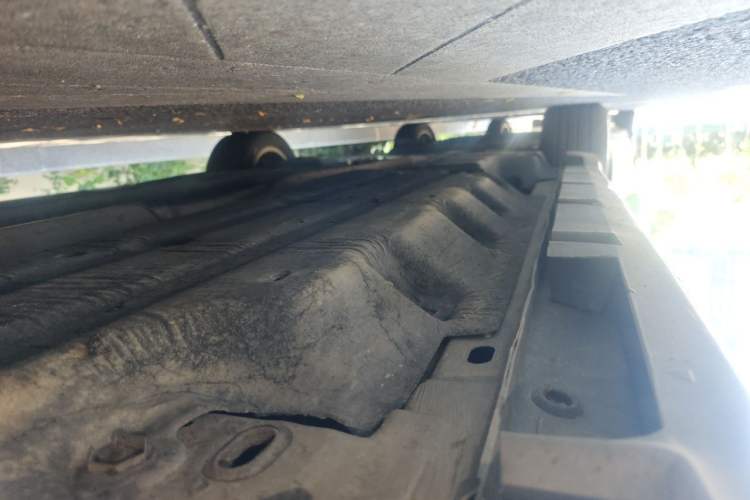 Used Ford Mondeo 2013 2.0L GTDi 200 Fashion Edition Chassis Front Right