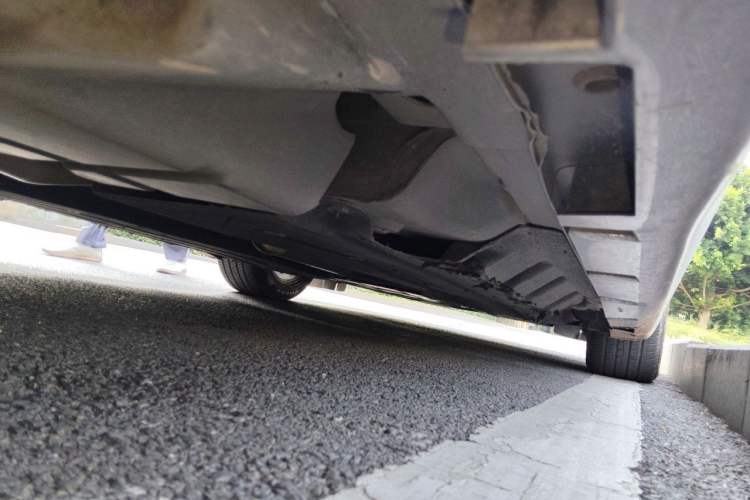 Used Ford Mondeo 2013 2.0L GTDi 200 Fashion Edition Chassis Rear Right