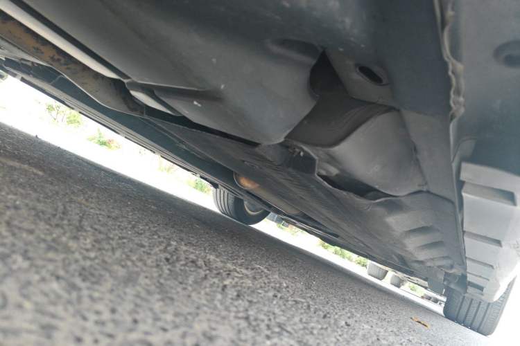 Used Ford Mondeo 2013 2.0L GTDi 200 Fashion Edition Chassis Rear Right