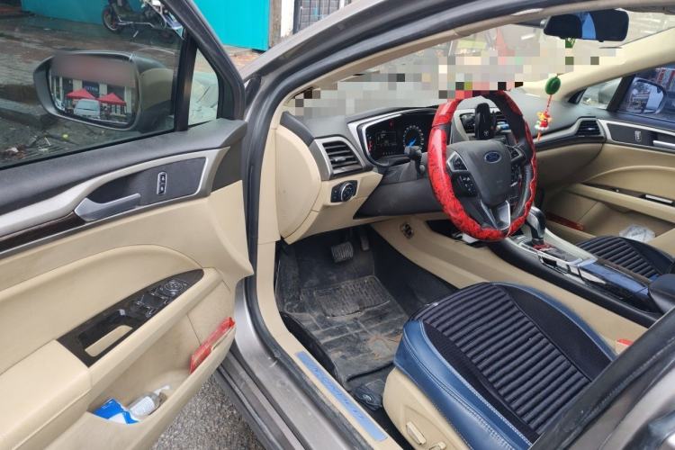 Used Ford Mondeo 2013 2.0L GTDi 200 Fashion Edition Driver Seat