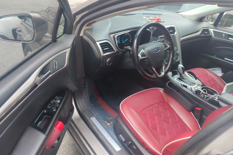Used Ford Mondeo 2013 2.0L GTDi 200 Luxury Model Driver Seat