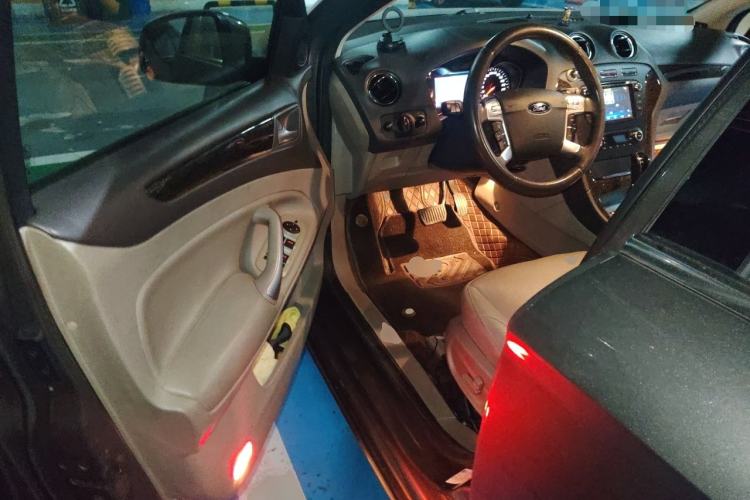 Used Ford Mondeo 2013 2.3L Luxury Model Driver Seat