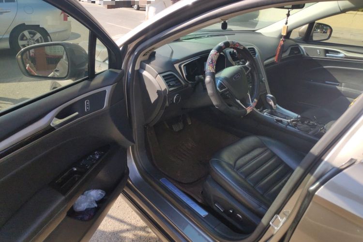 Used Ford Mondeo 2013 2.0L GTDi 200 Luxury Model Driver Seat