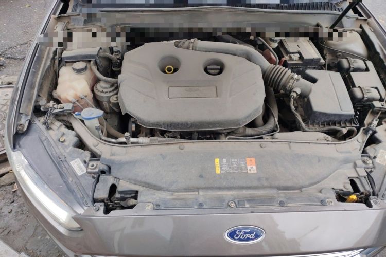 Used Ford Mondeo 2013 2.0L GTDi 200 Fashion Edition Engine Bay