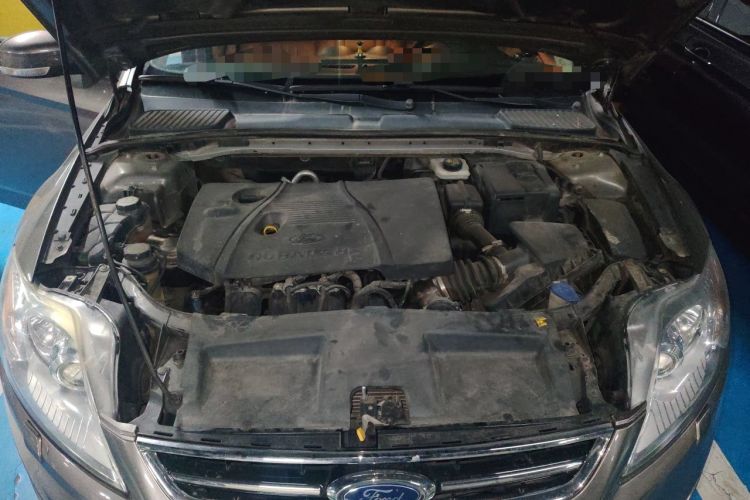 Used Ford Mondeo 2013 2.3L Luxury Model Engine Bay
