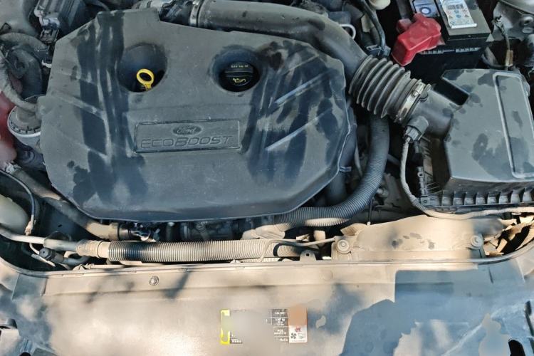 Used Ford Mondeo 2013 2.0L GTDi240 Luxury Sport Model Engine Bay
