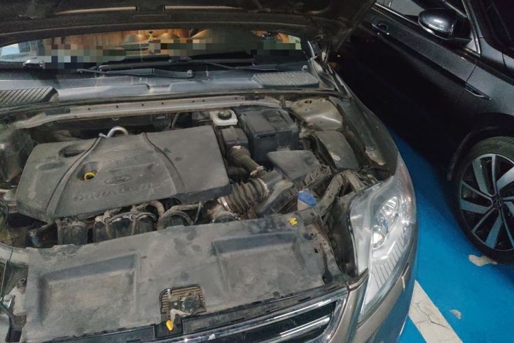 Used Ford Mondeo 2013 2.3L Luxury Model Engine Bay Left