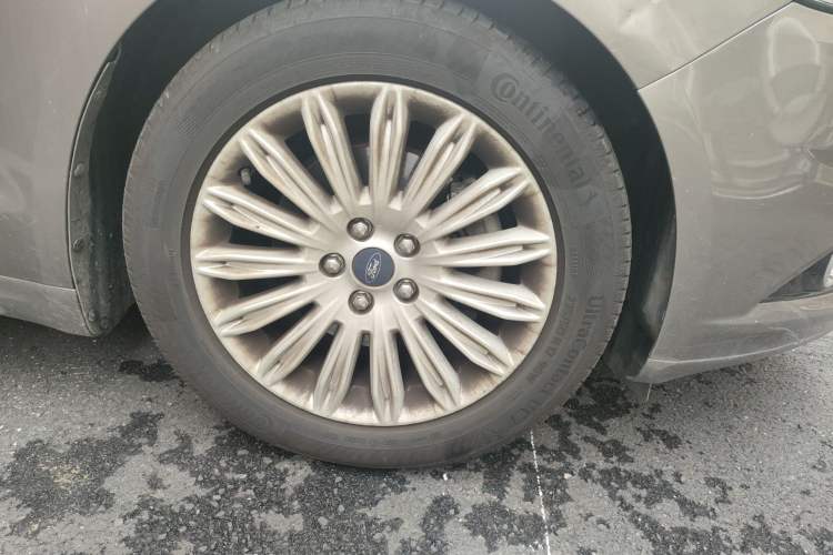 Used Ford Mondeo 2013 2.0L GTDi 200 Luxury Model Exterior 7