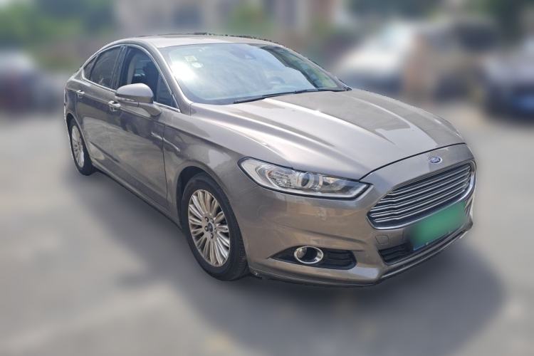 Used Ford Mondeo 2013 2.0L GTDi 200 Fashion Edition Front Right 45 Deg