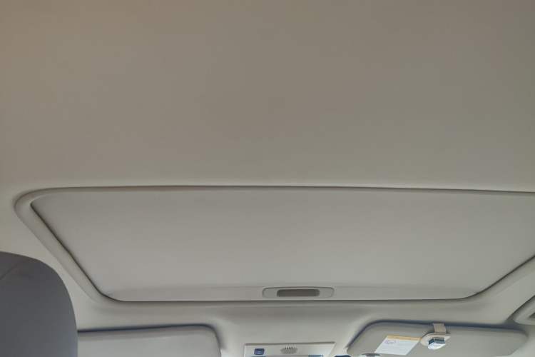 Used Ford Mondeo 2013 2.3L Fashion Edition Headliner
