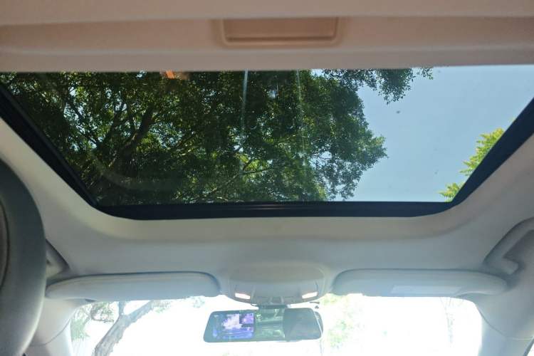 Used Ford Mondeo 2013 2.0L GTDi 200 Fashion Edition Headliner