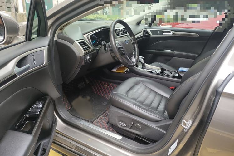 Used Ford Mondeo 2013 2.0L GTDi 200 Luxury Model Interior 3