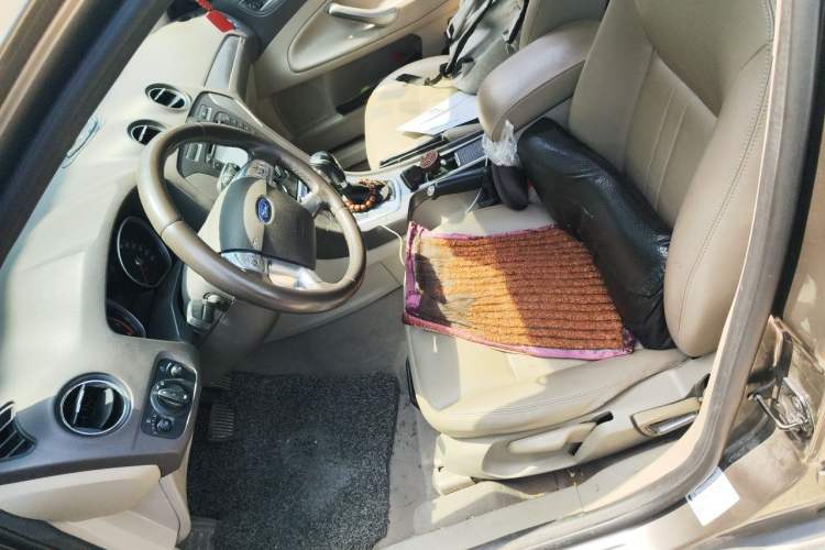 Used Ford Mondeo 2013 2.3L Fashion Edition Left Front Seat