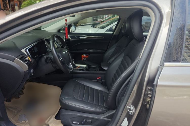 Used Ford Mondeo 2013 2.0L GTDi 200 Luxury Model Left Front Seat