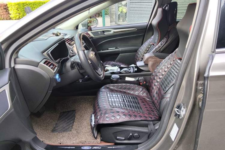 Used Ford Mondeo 2013 2.0L GTDi 200 Fashion Edition Left Front Seat