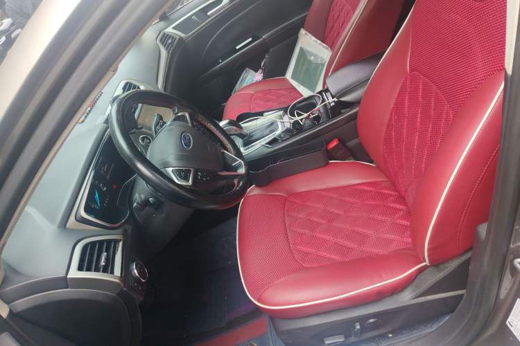 Used Ford Mondeo 2013 2.0L GTDi 200 Luxury Model Left Front Seat
