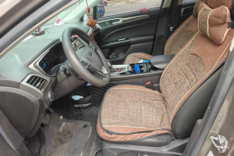 Used Ford Mondeo 2013 2.0L GTDi 200 Luxury Model Left Front Seat