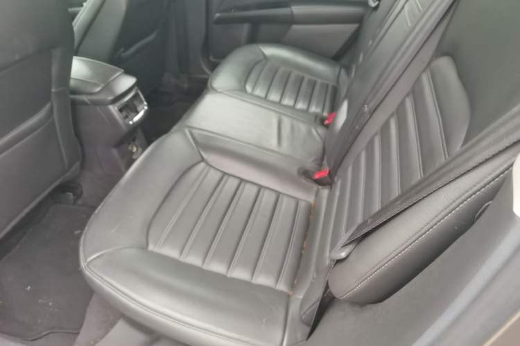 Used Ford Mondeo 2013 2.0L GTDi 200 Fashion Edition Left Rear Seat