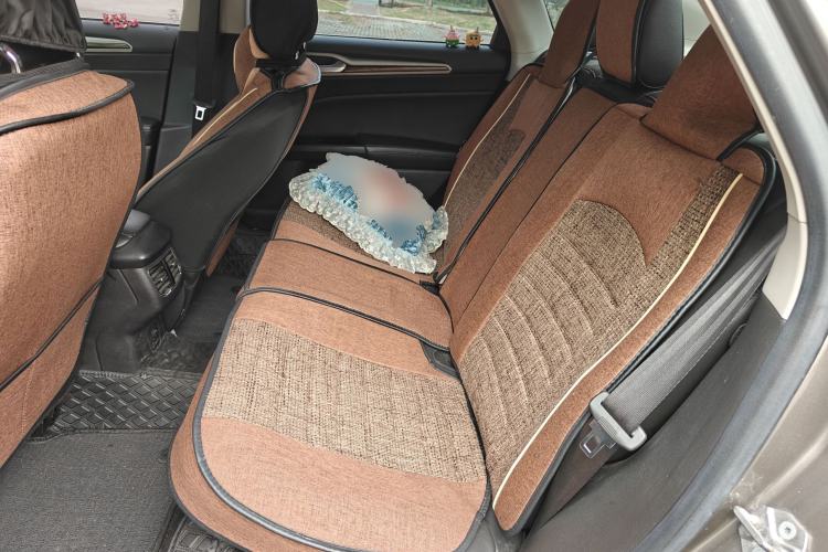 Used Ford Mondeo 2013 2.0L GTDi 200 Luxury Model Left Rear Seat