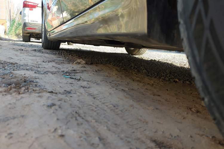 Used Ford Mondeo 2013 2.0L GTDi 200 Luxury Model Left Side Sill