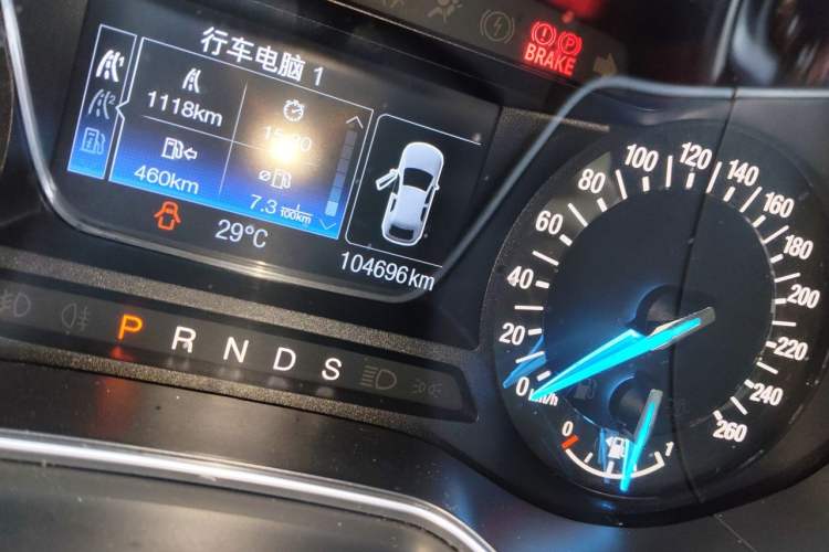 Used Ford Mondeo 2013 2.0L GTDi 200 Fashion Edition Odometer Close Up