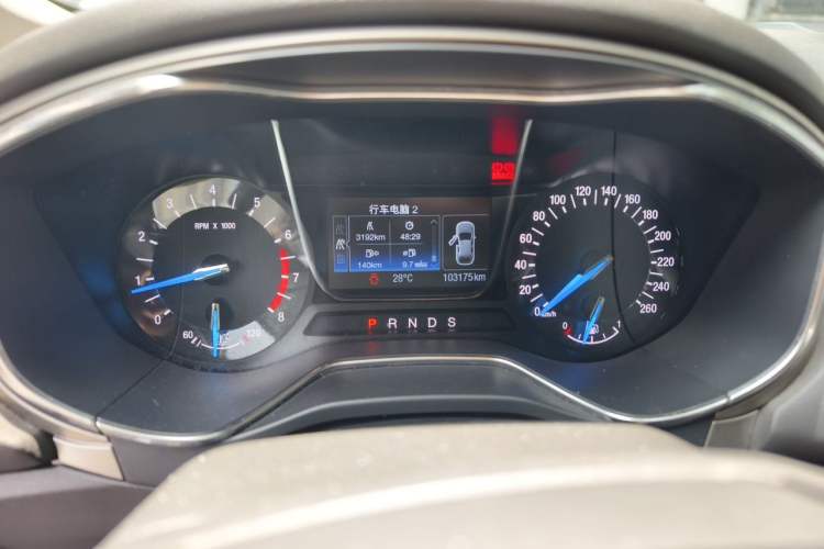 Used Ford Mondeo 2013 2.0L GTDi 200 Fashion Edition Odometer Close Up