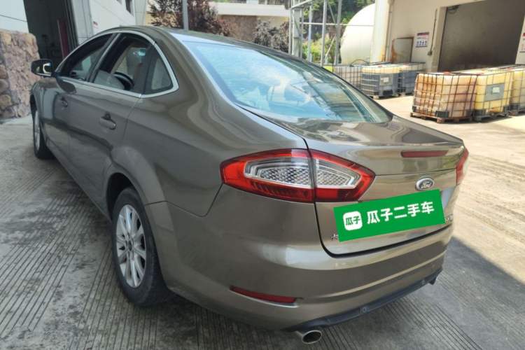 Used Ford Mondeo 2013 2.3L Fashion Edition Rear Left 45 Deg