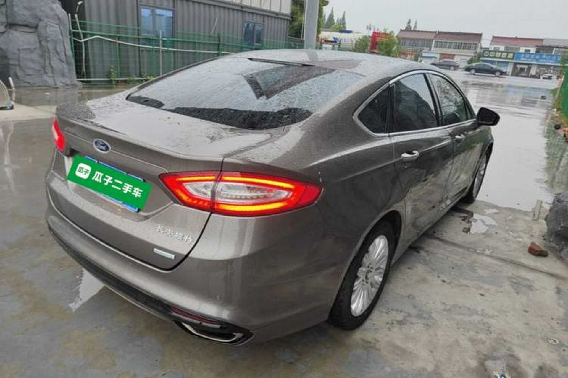 Used Ford Mondeo 2013 2.0L GTDi 200 Fashion Edition Rear Right 45 Deg