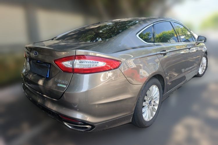 Used Ford Mondeo 2013 2.0L GTDi 200 Fashion Edition Rear Right 45 Deg
