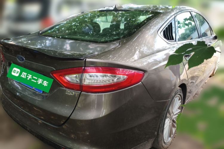 Used Ford Mondeo 2013 2.0L GTDi 200 Luxury Model Rear Right 45 Deg