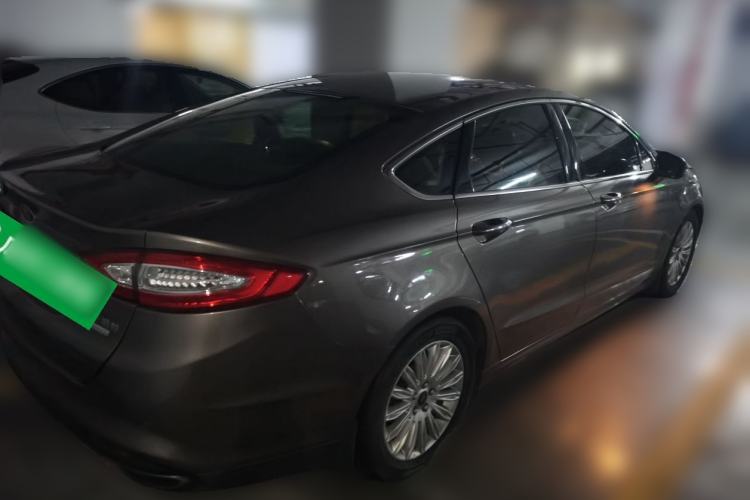 Used Ford Mondeo 2013 2.0L GTDi 200 Fashion Edition Rear Right 45 Deg