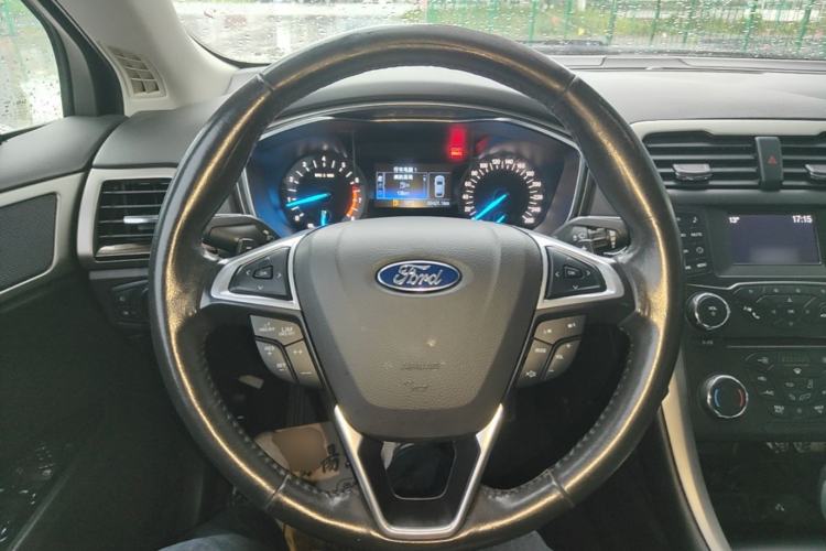 Used Ford Mondeo 2013 2.0L GTDi 200 Fashion Edition Steering Wheel