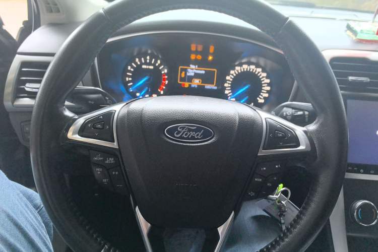 Used Ford Mondeo 2013 1.5L GTDi180 Fashion Edition Steering Wheel