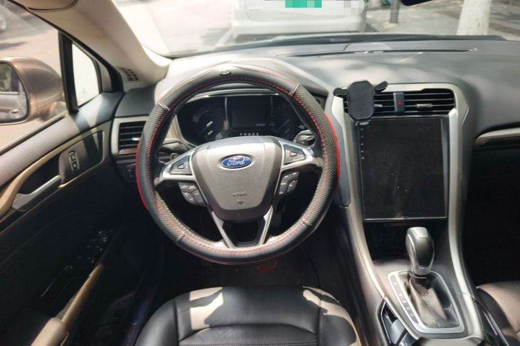 Used Ford Mondeo 2013 2.0L GTDi 200 Fashion Edition Steering Wheel