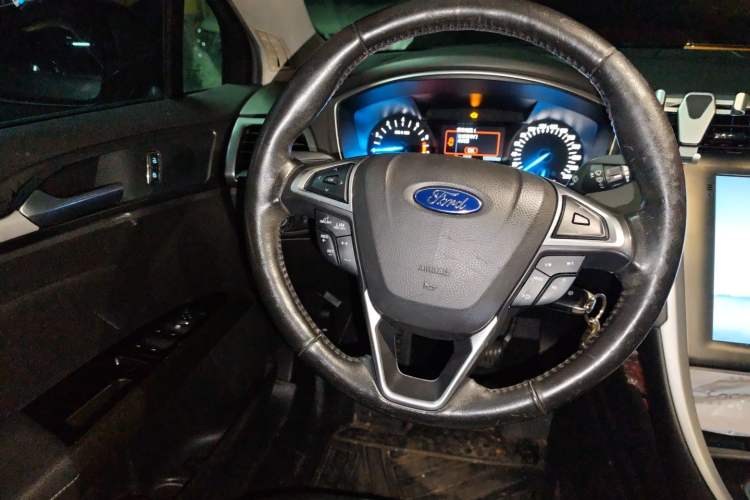 Used Ford Mondeo 2013 1.5L GTDi180 Fashion Edition Steering Wheel
