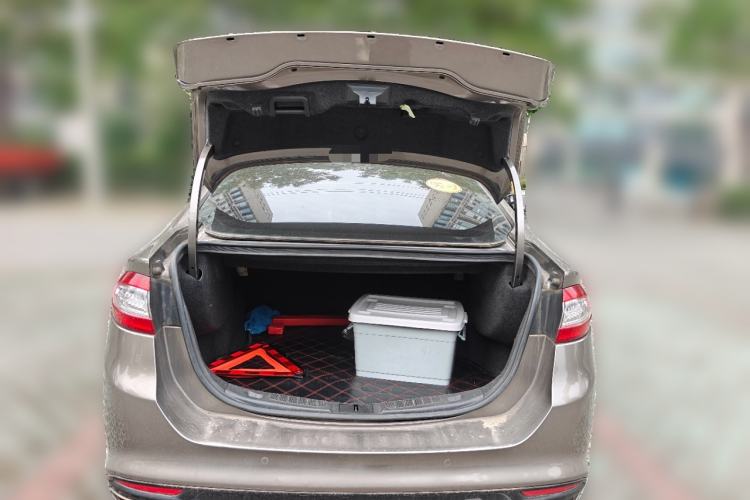 Used Ford Mondeo 2013 2.0L GTDi 200 Luxury Model Trunk
