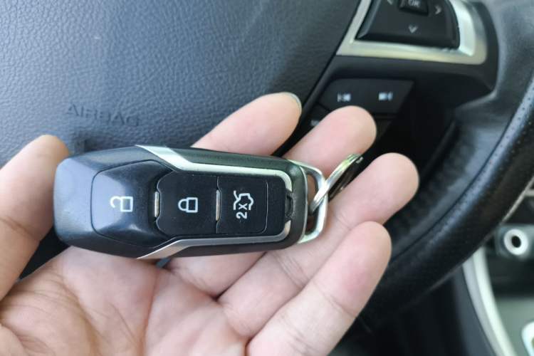 Used Ford Mondeo 2013 2.0L GTDi 200 Fashion Edition Vehicle Key