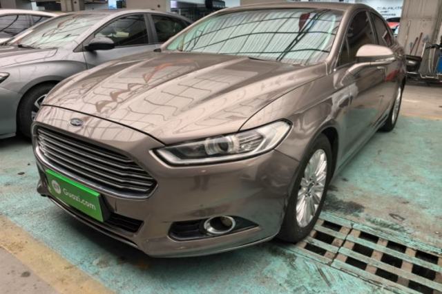 Ojetý Ford Mondeo 2013 2.0L GTDi 200 Fashion Edition