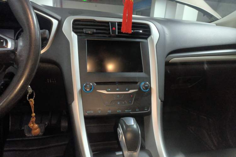 Used Ford Mondeo 2013 1.5L GTDi180 Fashion Edition Audio And AC Panel