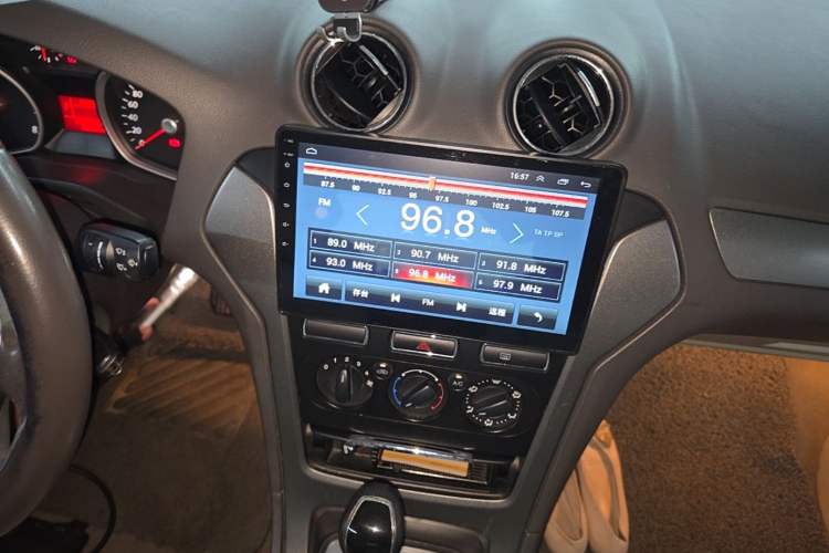 Used Ford Mondeo 2013 2.3L Fashion Edition Audio And AC Panel